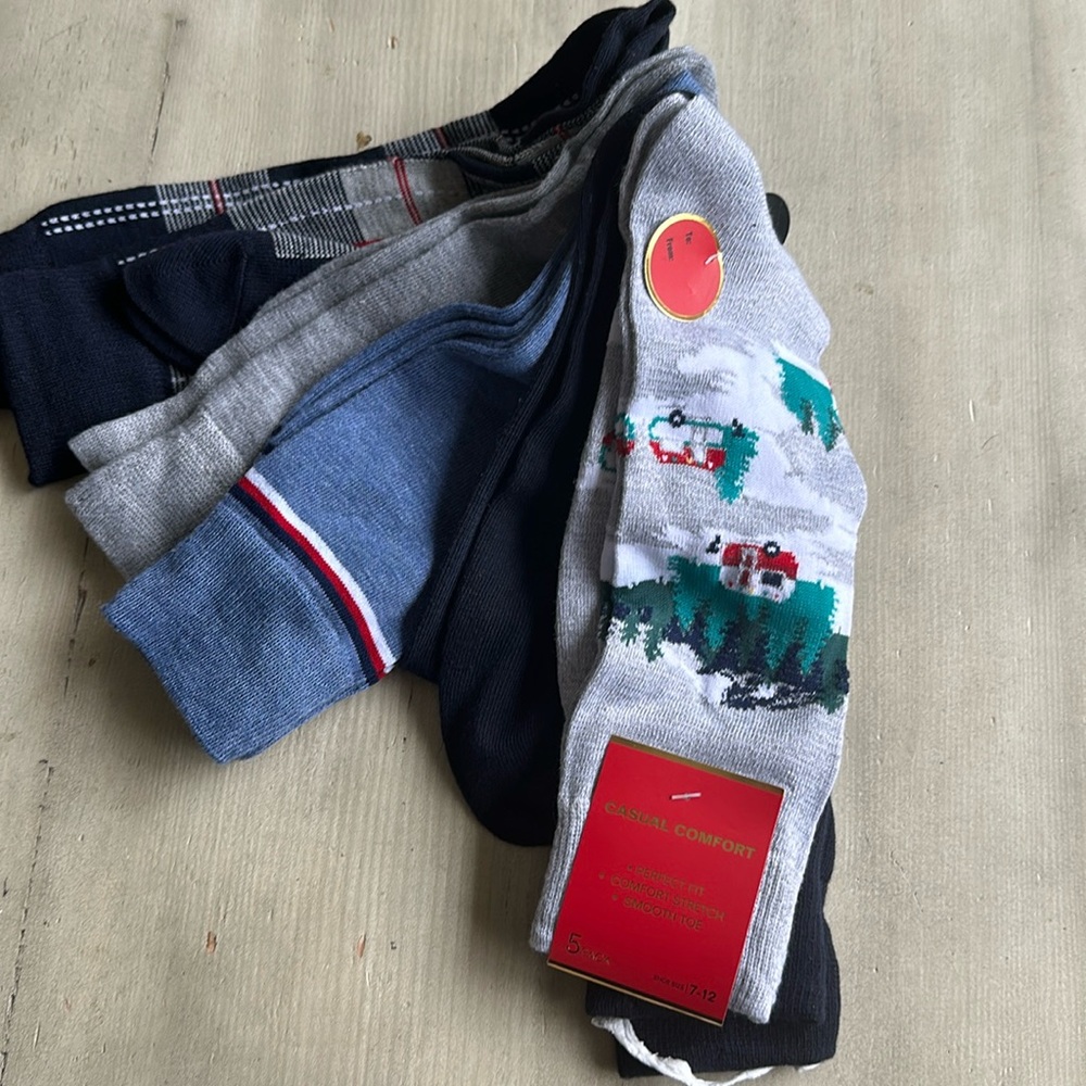 Casual comfort, five pack men’s socks